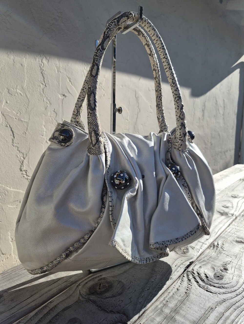 Betsey Johnson Vintage Pearl White Leather Hobo Bag - Picture 3 of 13
